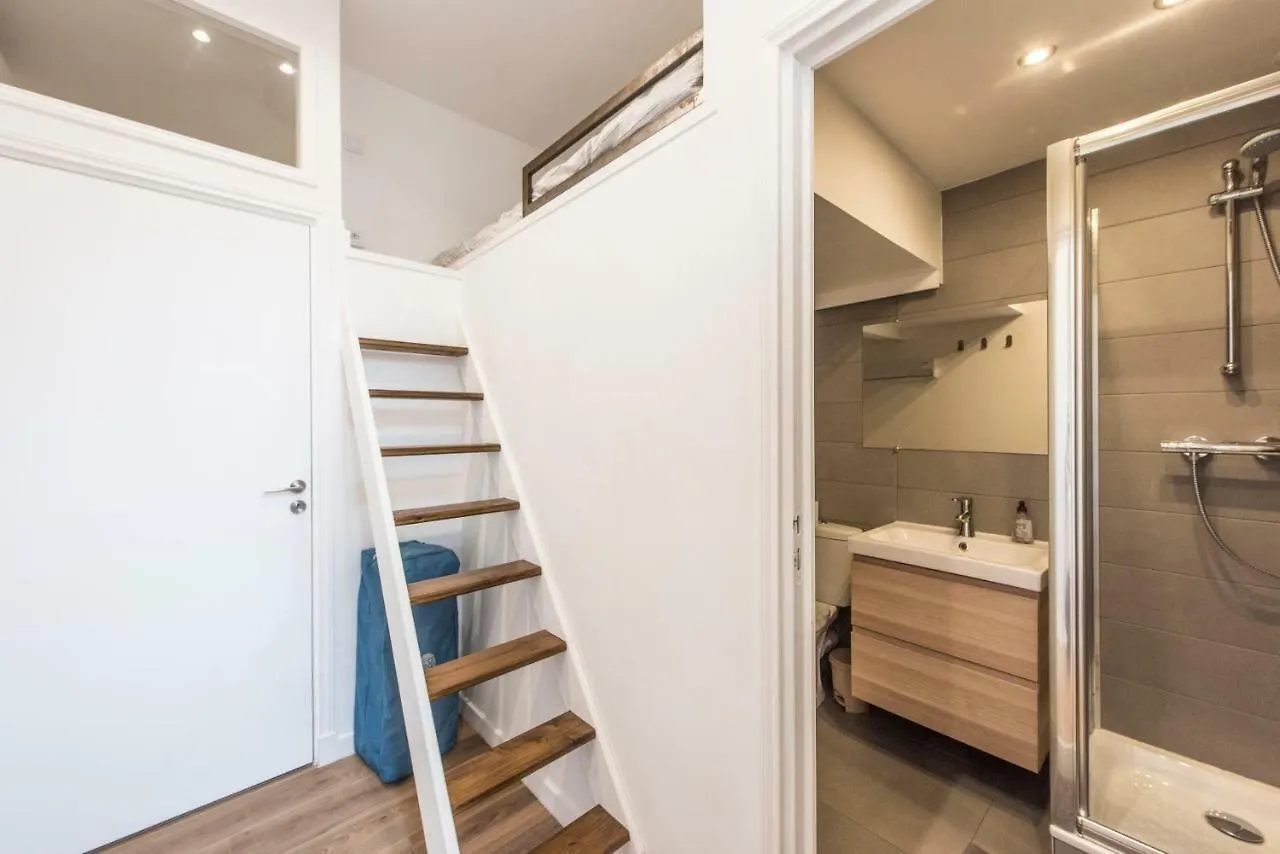 F2 Mezzanine Centre Ville 1 Min De La Mer Saint-Raphaël Apartmán